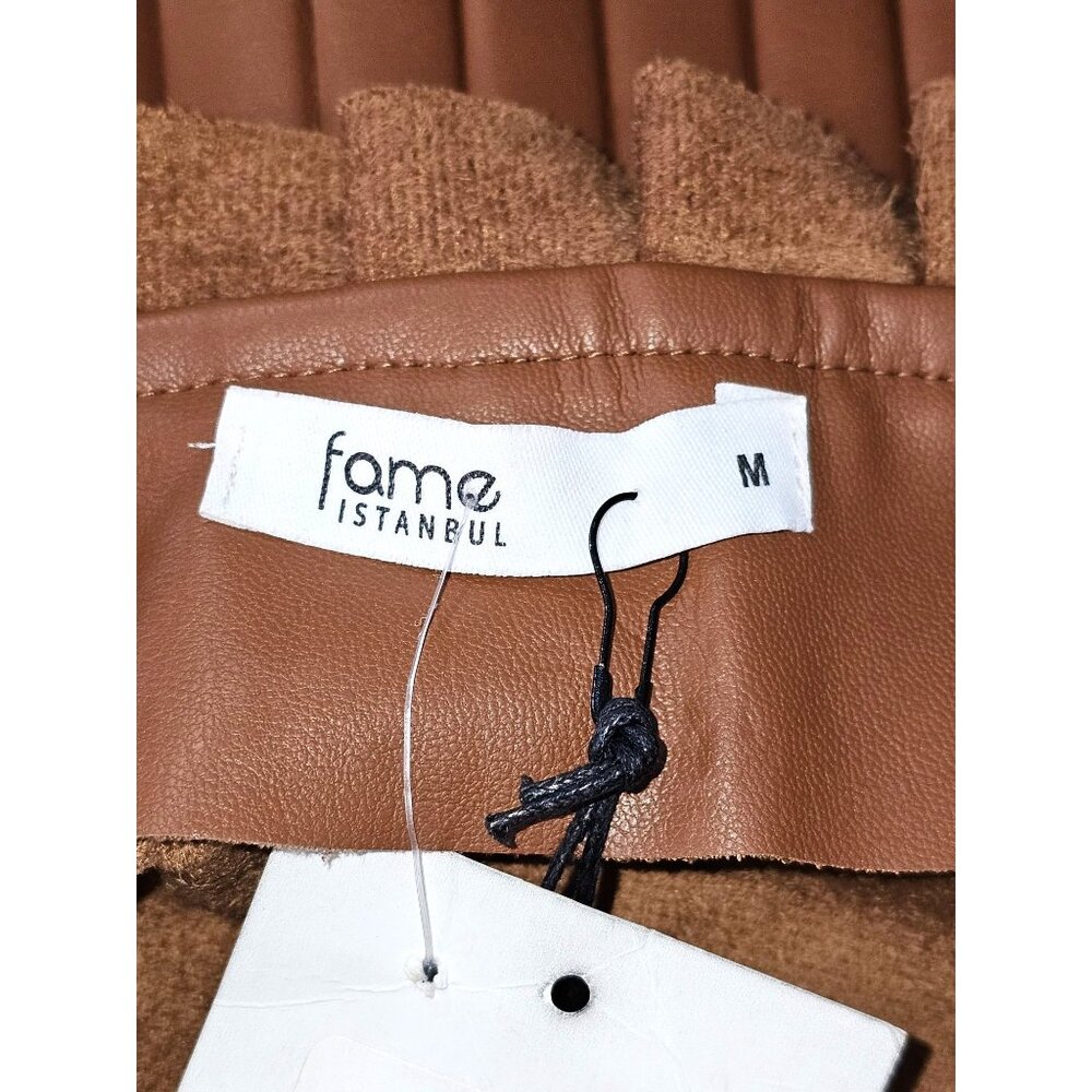 NWT Fame/Ekim 31 Women's Brown Faux Leather Ruffle Skirt with Belt Size M 1837 - Picture 7 of 11